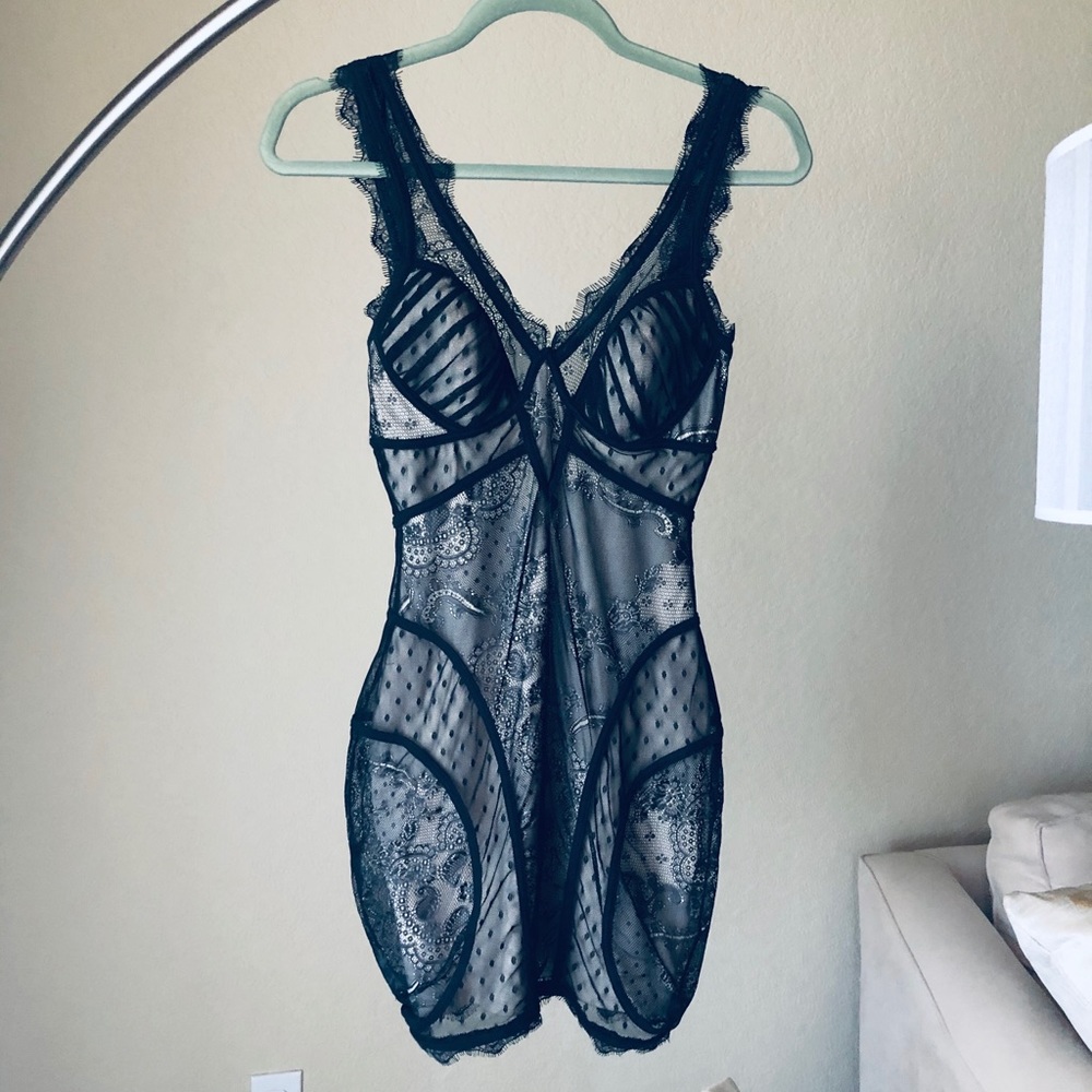 Bebe lace dress, size XXS